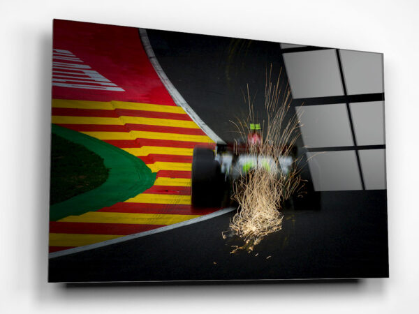 Lewis - Eau Rouge - 2022