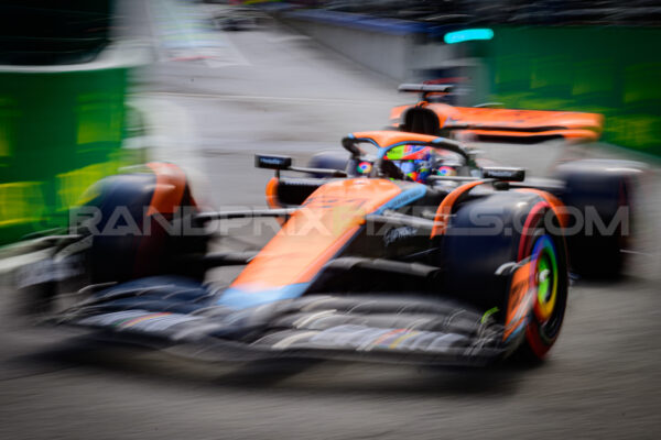 Oscar - exit pitlane - Spa