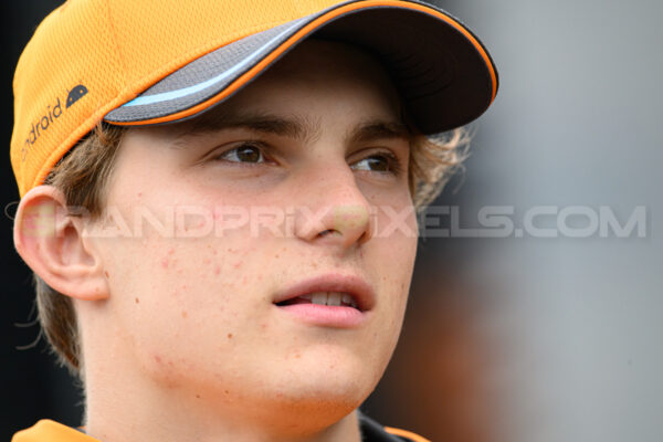 Oscar Piastri - portrait - Zandvoort paddock